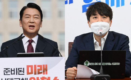 안철수(왼쪽) 국민의당 대표와 이준석 국민의힘 대표. 연합뉴스